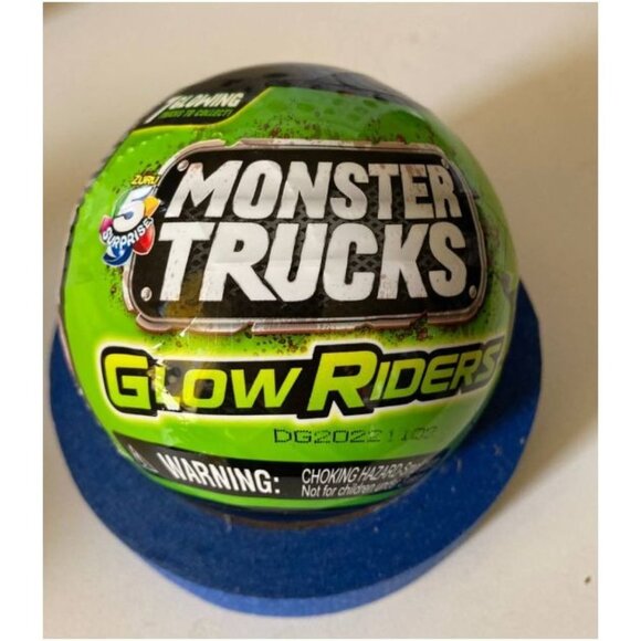 5 Surprise Monster Trucks Glow Riders Series 2 – Glow in the Dark Toy - Picture 3 of 6
